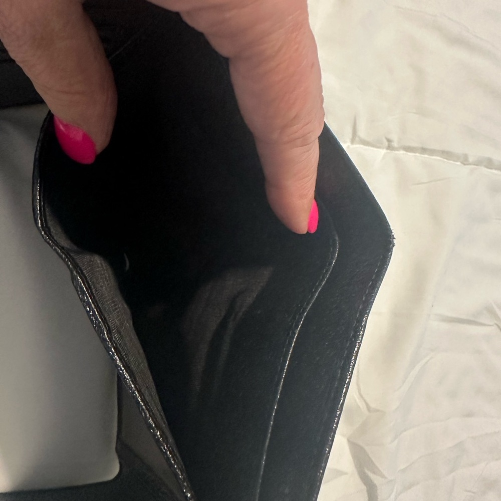 Gucci Black Leather Wallet - Picture 4 of 10